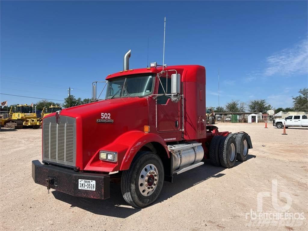 Kenworth T800 Τράκτορες