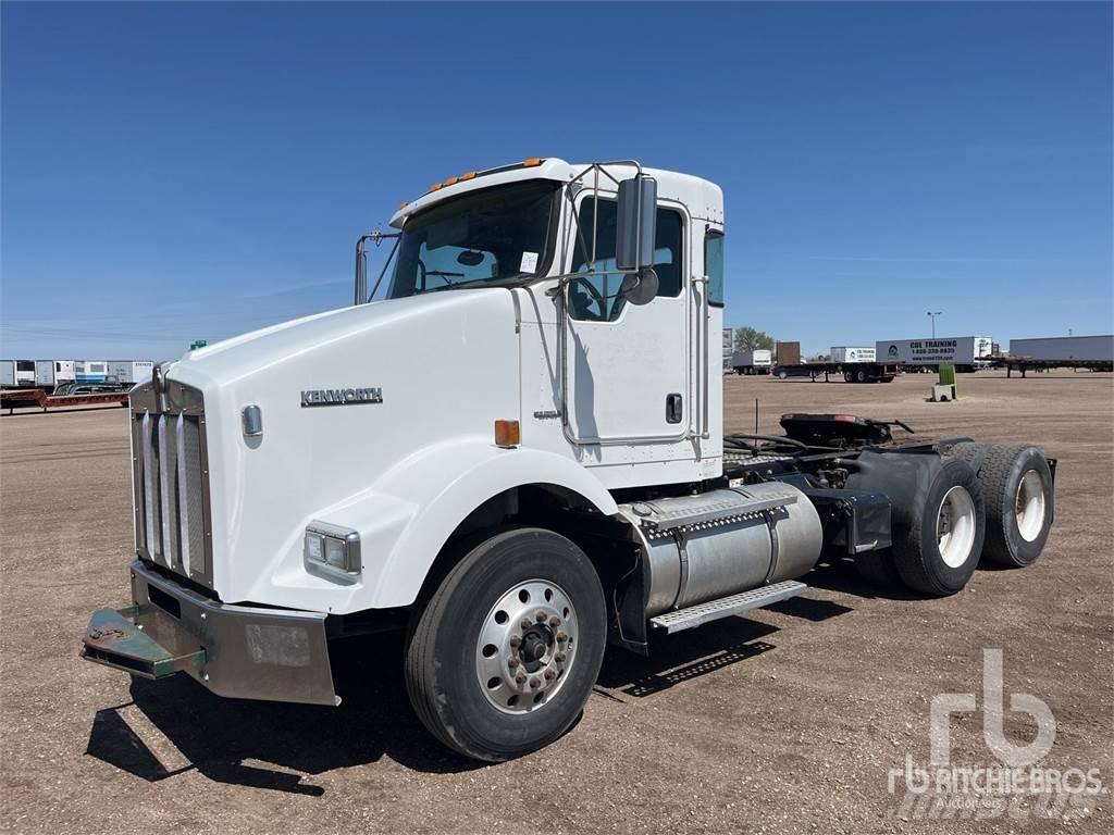 Kenworth T800 Τράκτορες