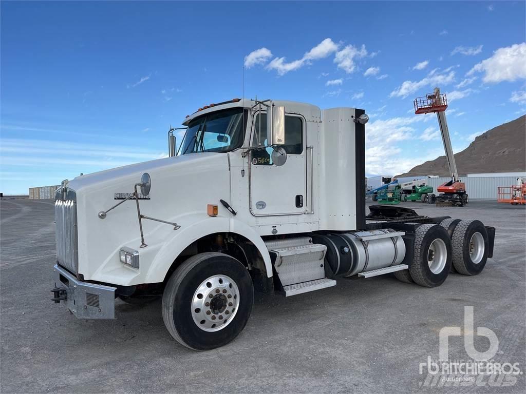 Kenworth T800 Τράκτορες
