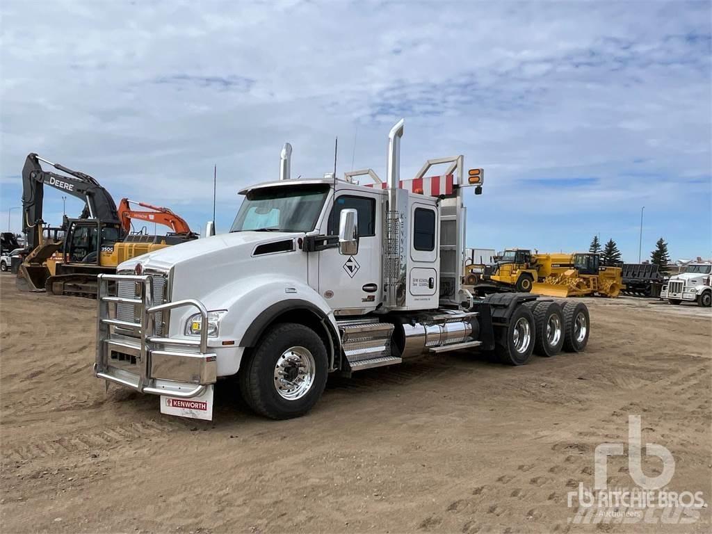 Kenworth T880 Τράκτορες