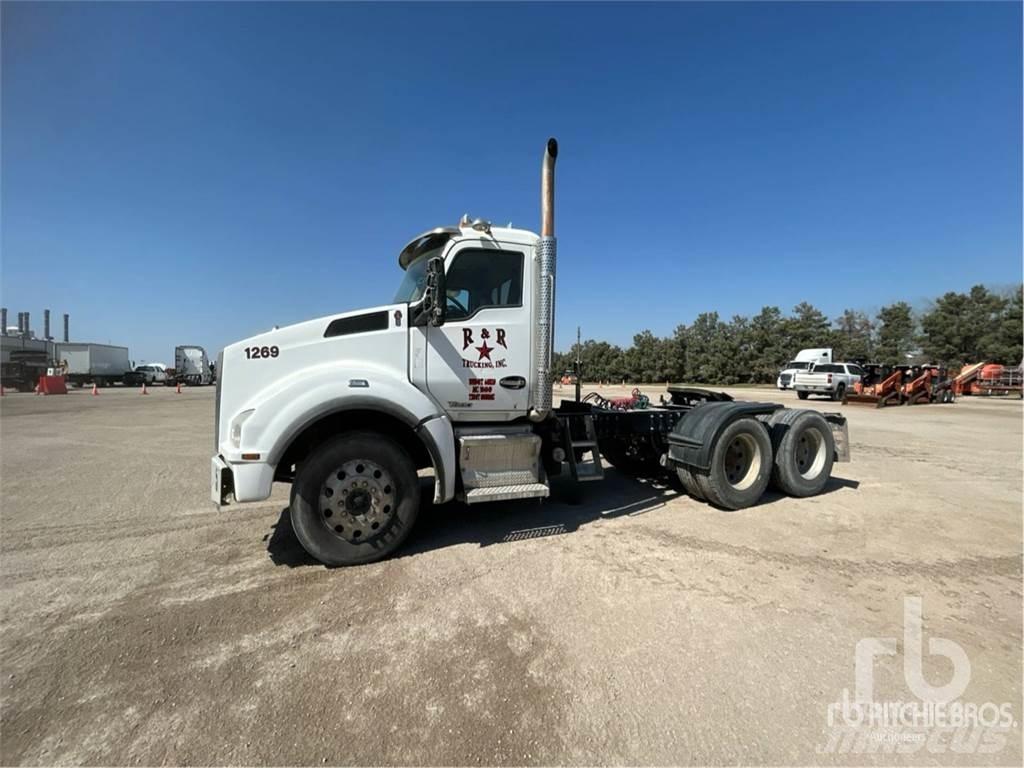 Kenworth T880 Τράκτορες