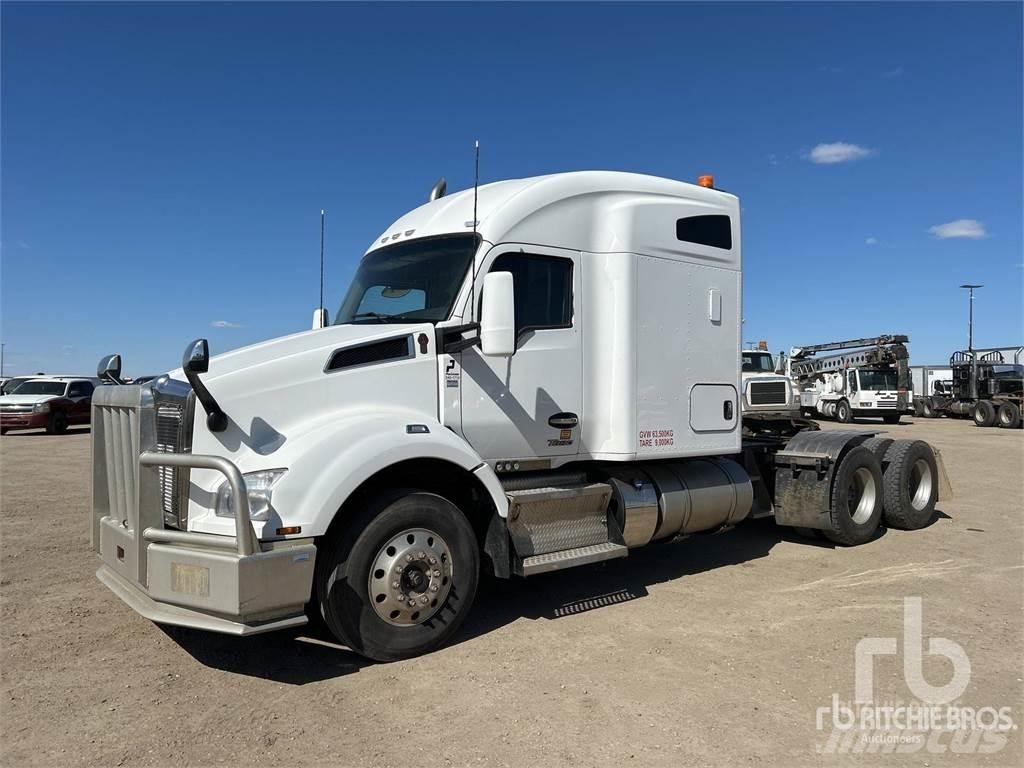 Kenworth T880 Τράκτορες