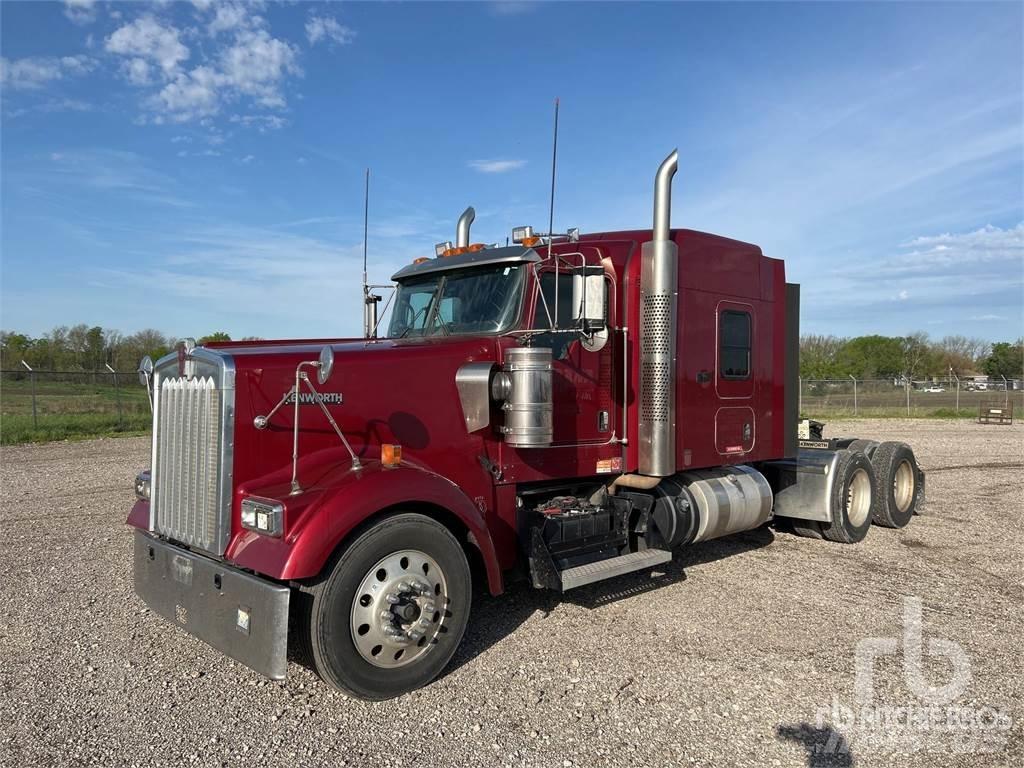 Kenworth W900 Τράκτορες