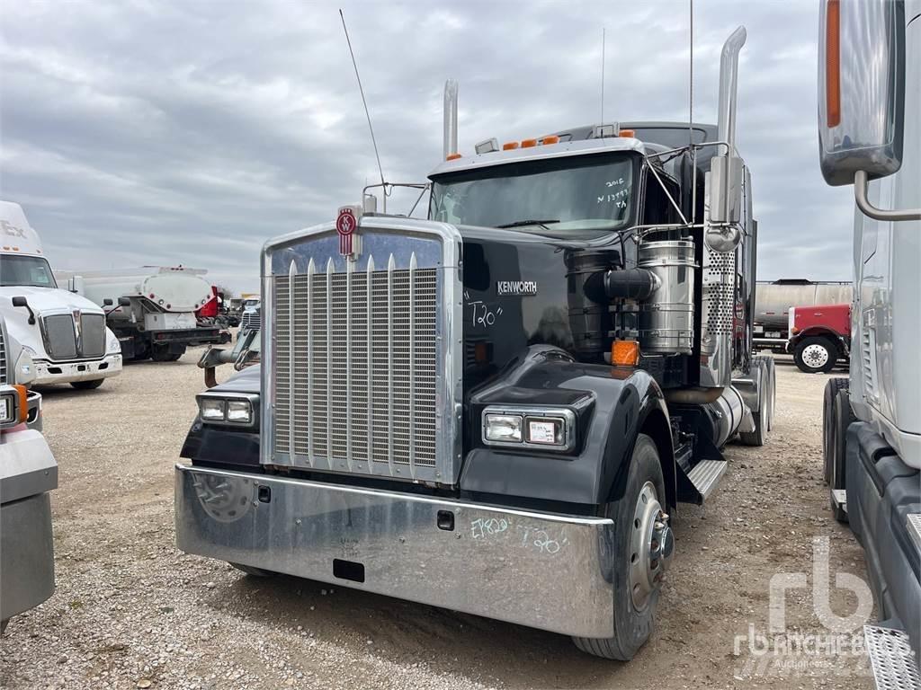 Kenworth W900 Τράκτορες