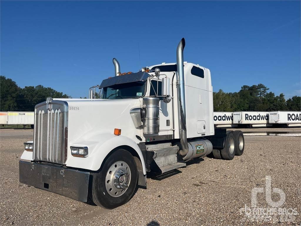 Kenworth W900 Τράκτορες
