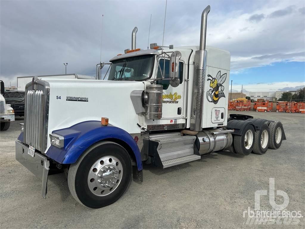 Kenworth W900 Τράκτορες