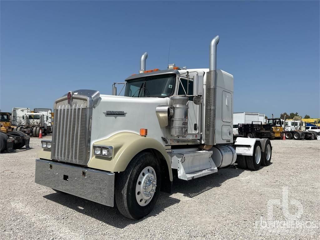Kenworth W900 Τράκτορες