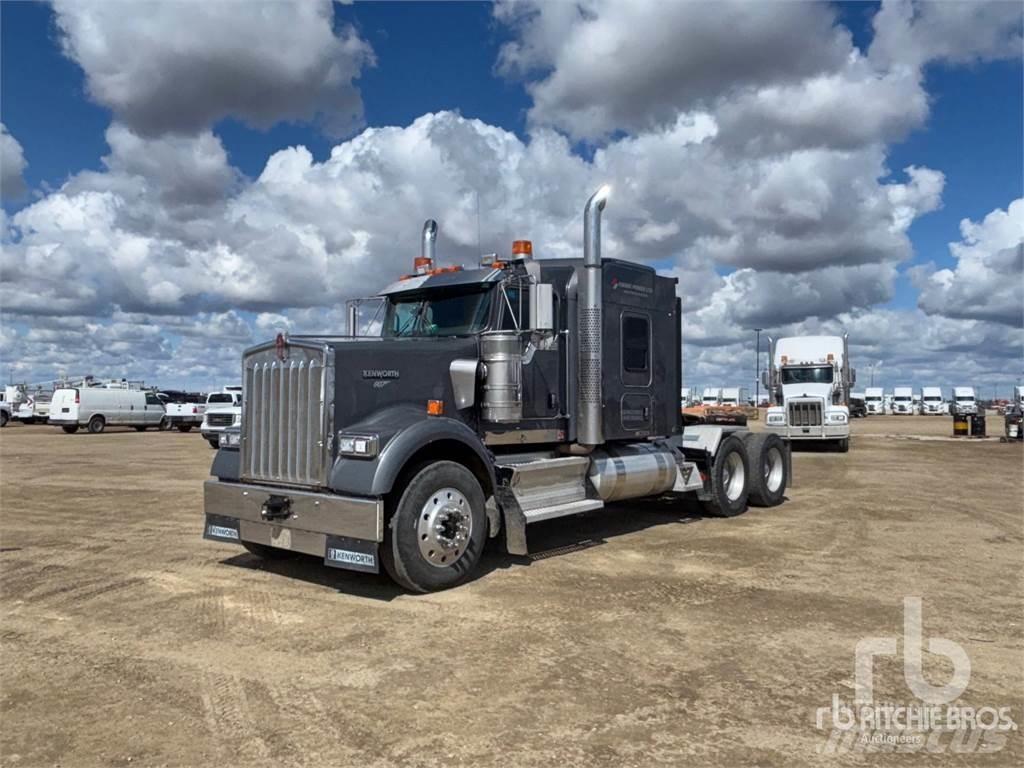 Kenworth W900 Τράκτορες