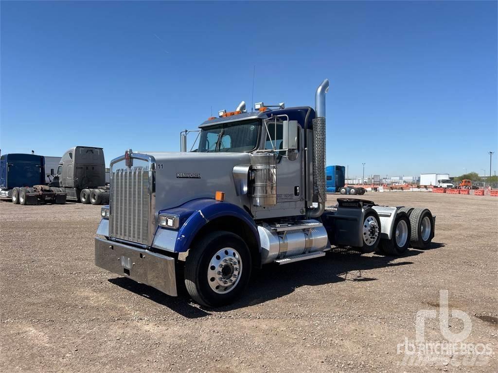 Kenworth W900 Τράκτορες