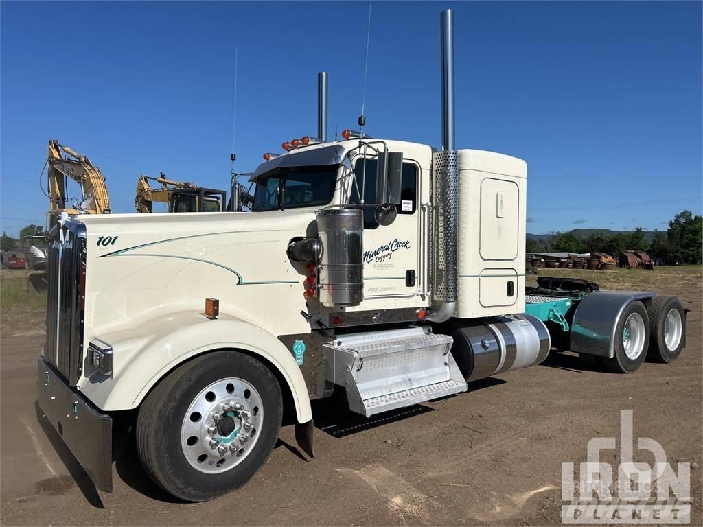 Kenworth W900 Τράκτορες