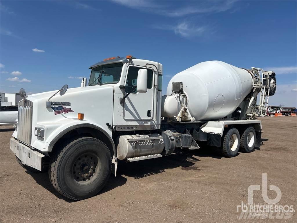 Kenworth W900 Φορτηγά-Μπετονιέρες