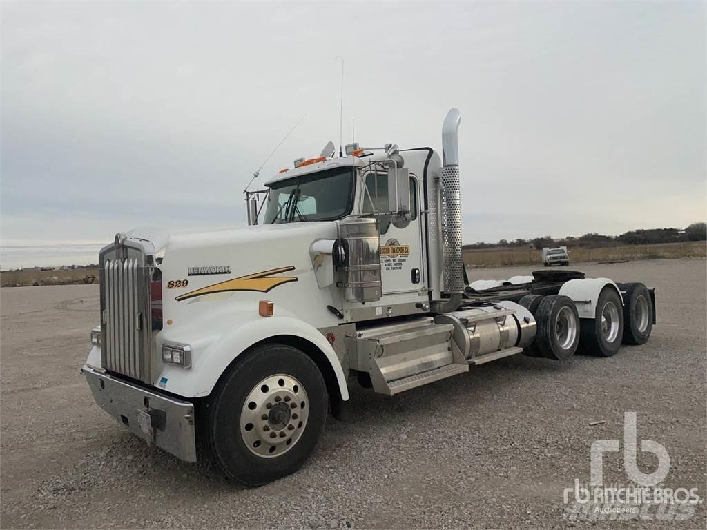 Kenworth W900 Τράκτορες