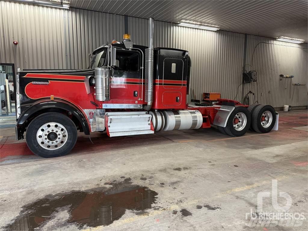 Kenworth W900 Τράκτορες