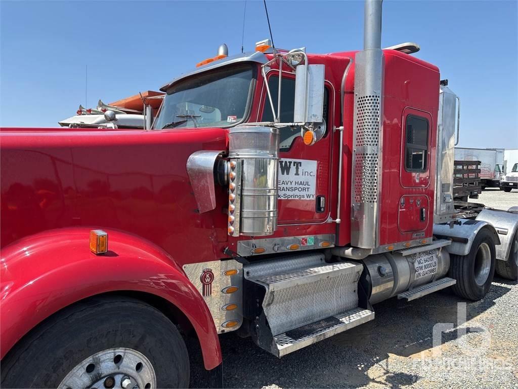 Kenworth W900L Τράκτορες