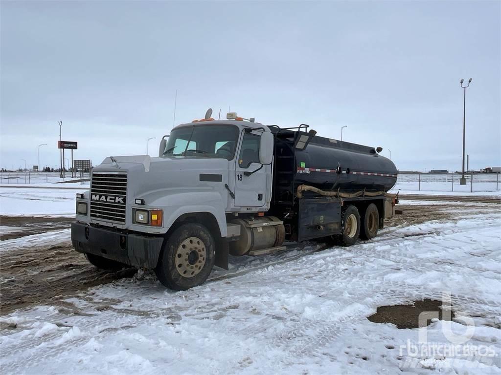 Mack CHN613 Βυτία νερού
