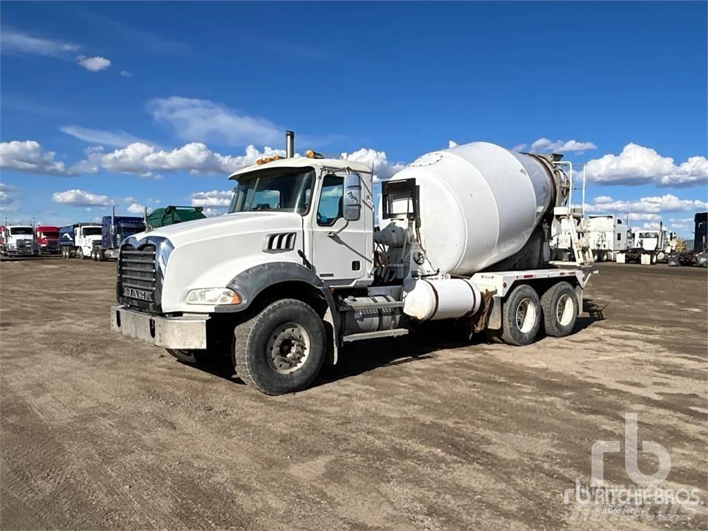 Mack CT713 Φορτηγά-Μπετονιέρες