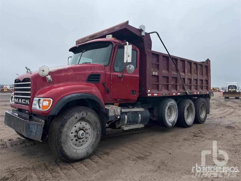 Mack CV713 Φορτηγά Ανατροπή