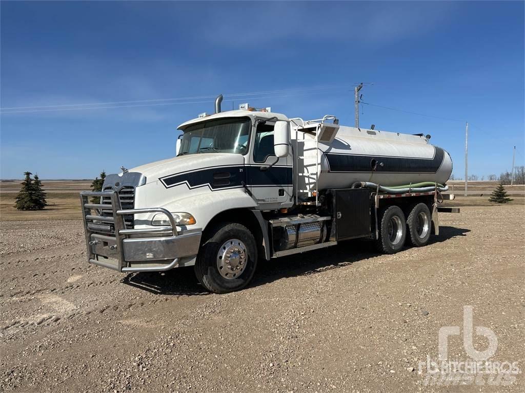Mack CX613 Βυτία νερού