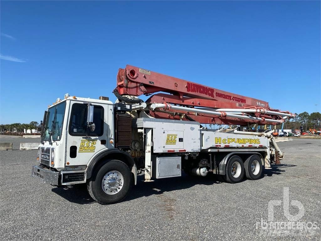 Mack MRU613 Φορτηγά-Μπετονιέρες