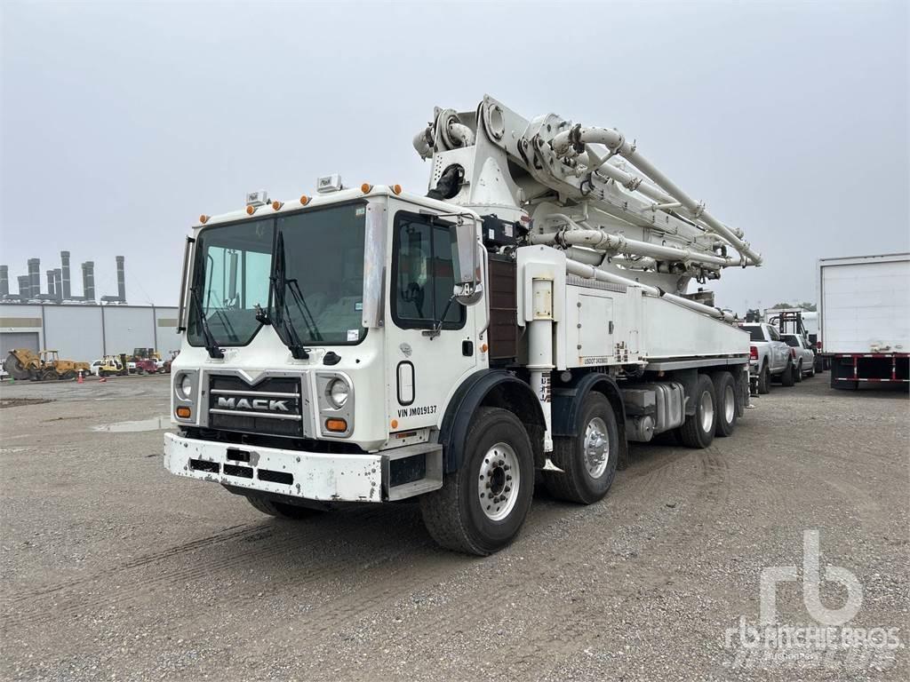 Mack MRU613 Φορτηγά-Μπετονιέρες