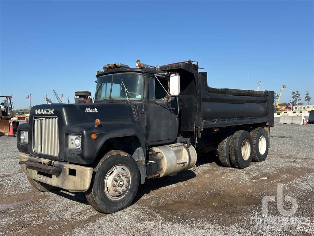 Mack R612 Φορτηγά Ανατροπή
