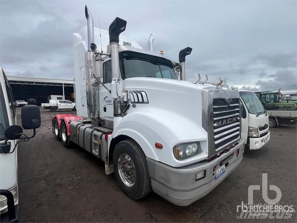 Mack TRIDENT Τράκτορες
