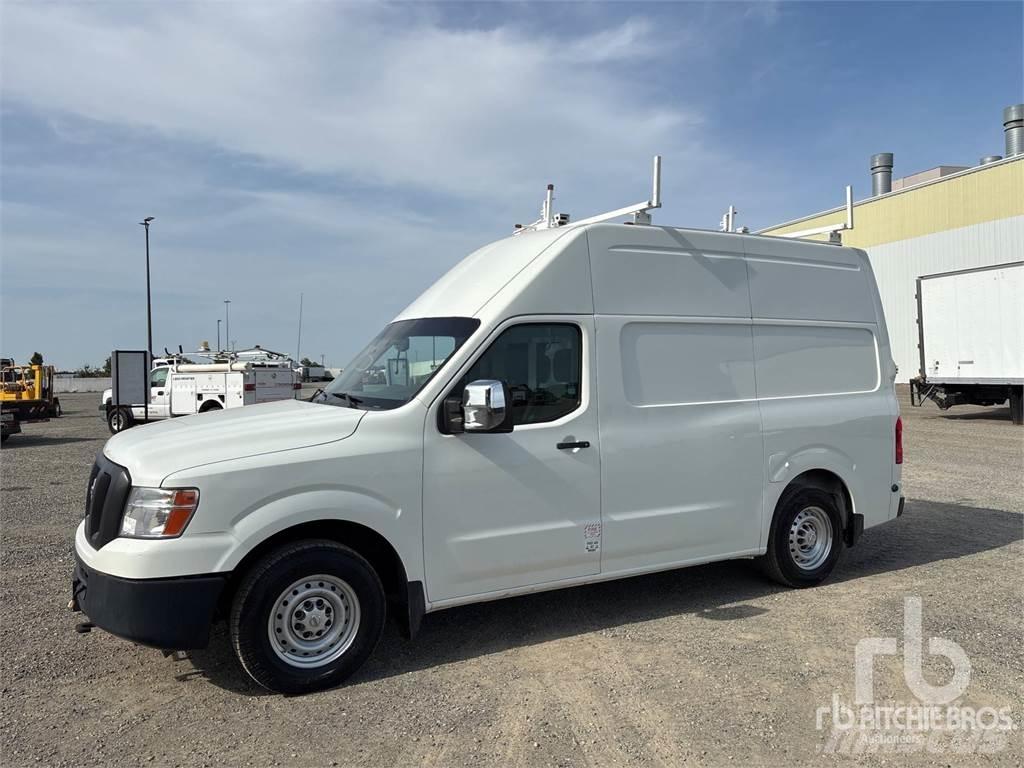 Nissan NV2500HD Φορτηγά Ψυγεία