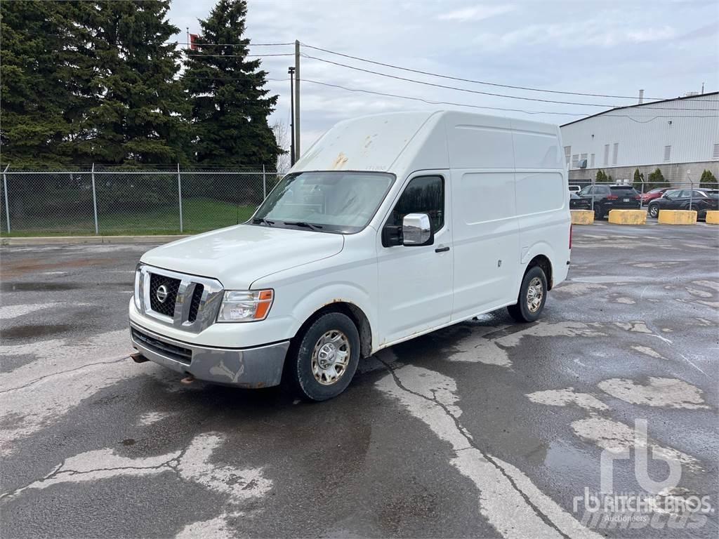 Nissan NV3500 Φορτηγά Ψυγεία