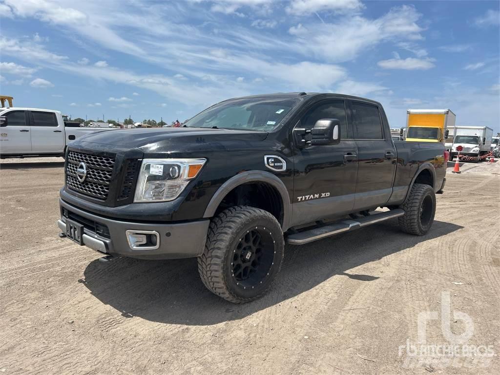 Nissan TITAN Pickup/Αγροτικό