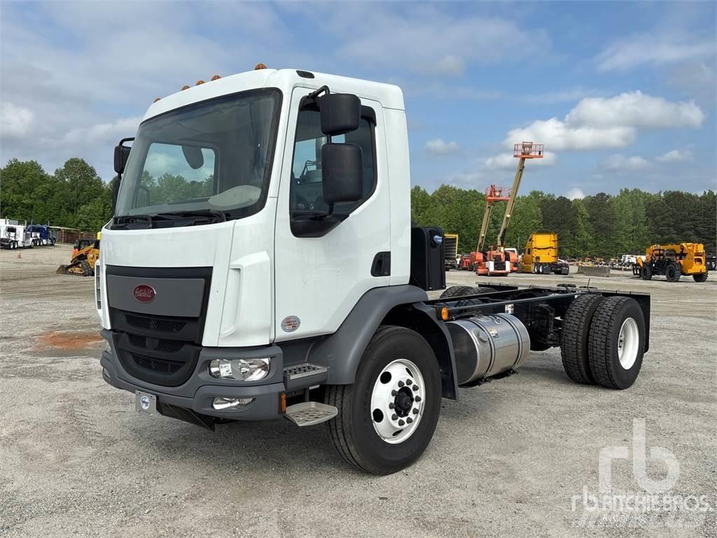 Peterbilt 220 Φορτηγά Σασί