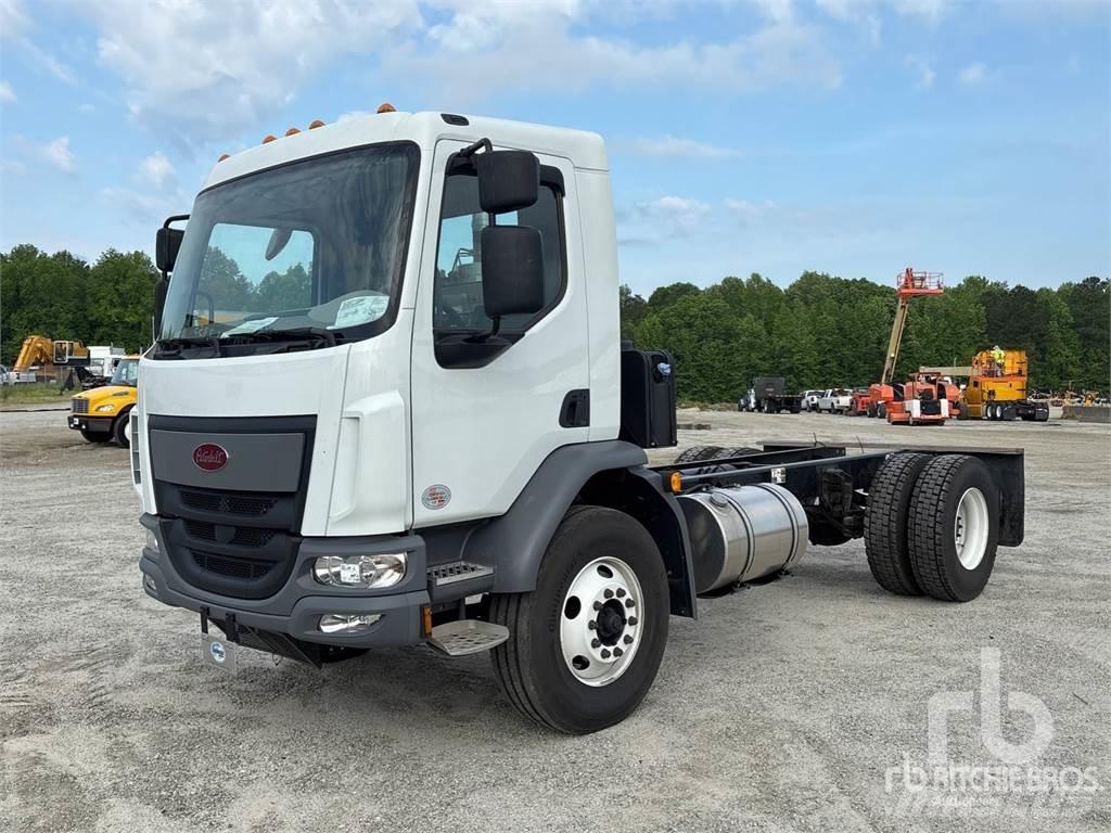 Peterbilt 220 Φορτηγά Σασί