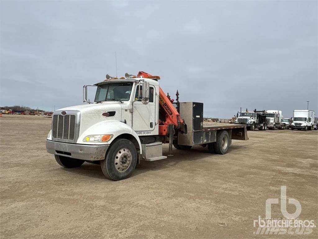 Peterbilt 335 Φορτηγά με Γερανό