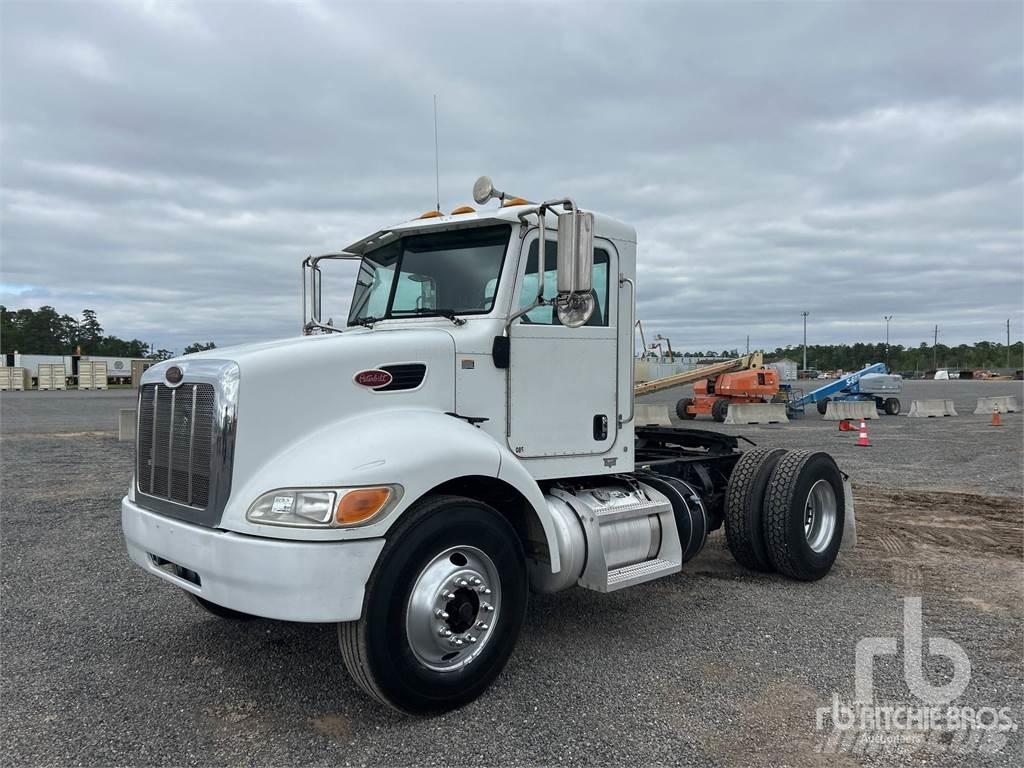 Peterbilt 337 Τράκτορες