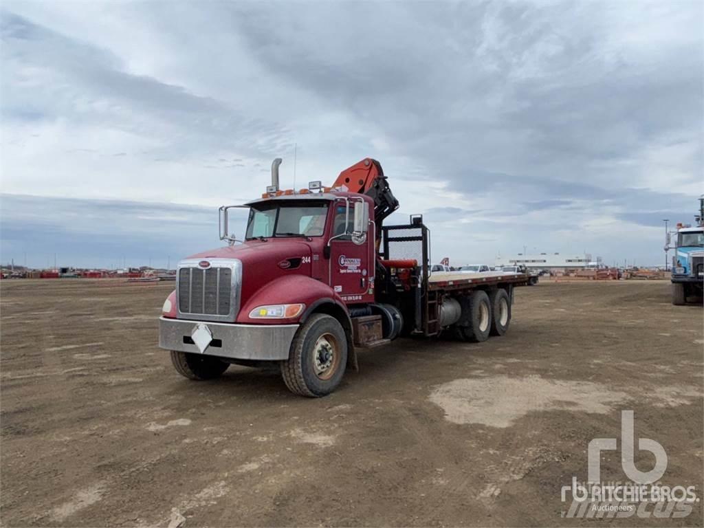 Peterbilt 348 Φορτηγά με Γερανό