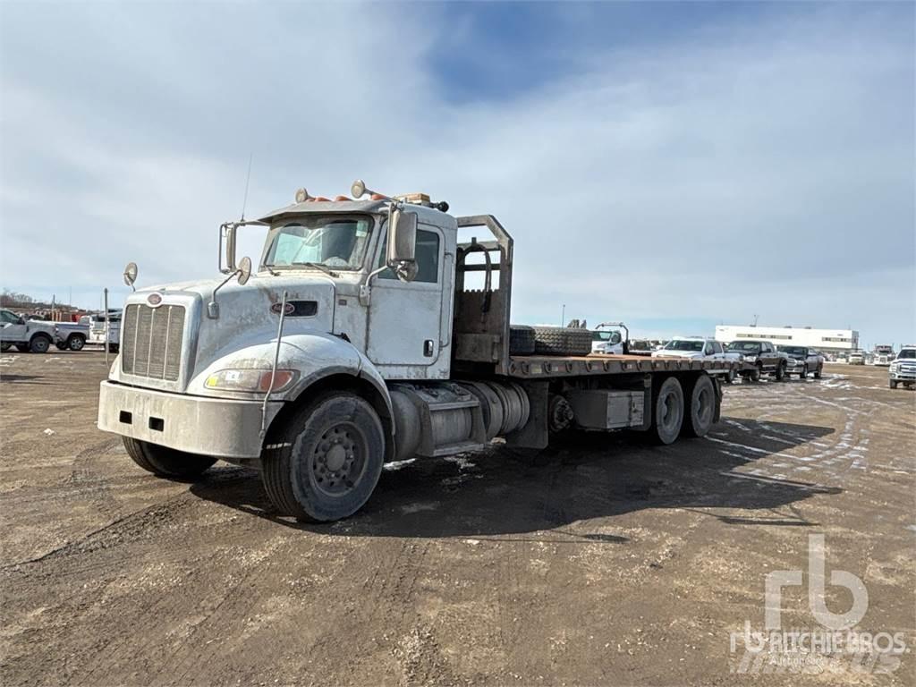 Peterbilt 348 Φορτηγά με γερανό & γάτζο