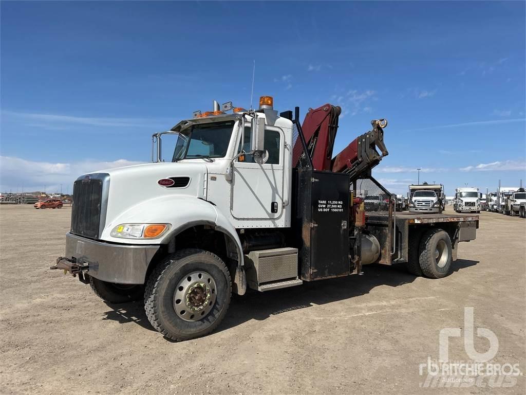 Peterbilt 348 Φορτηγά με Γερανό