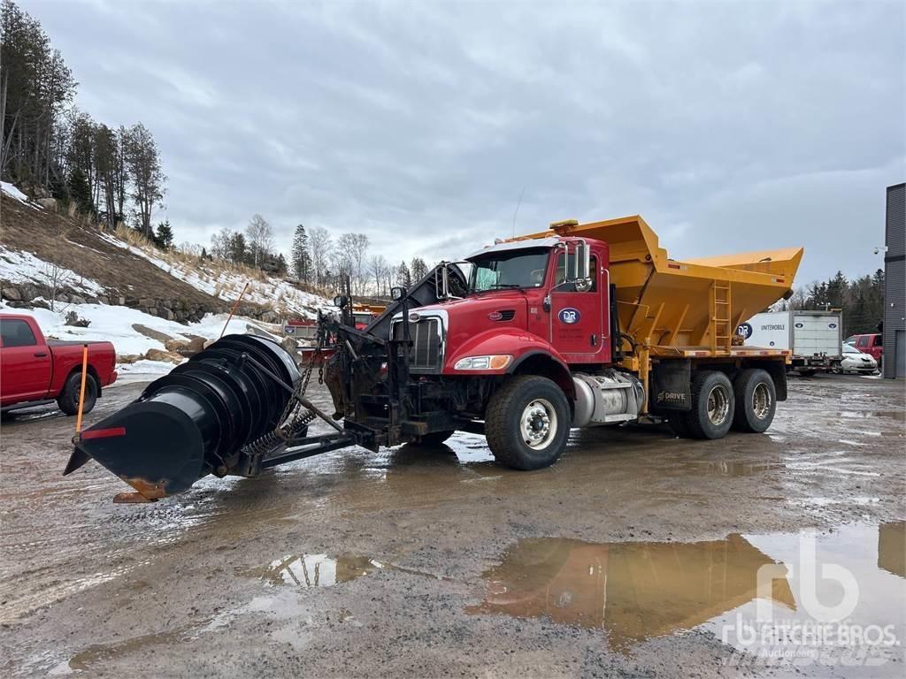 Peterbilt 348 Εκχιονιστήρες και χιονοδιώχτες