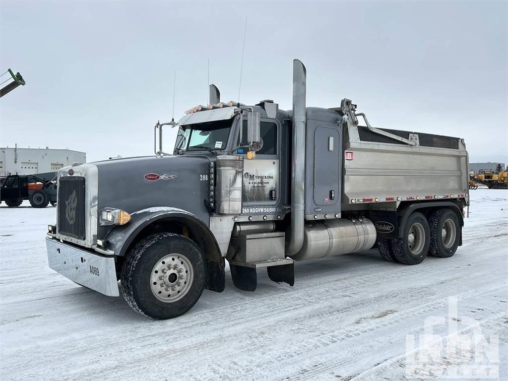 Peterbilt 367 Φορτηγά Ανατροπή