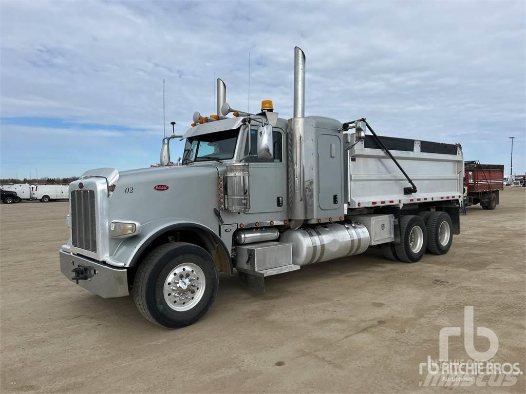 Peterbilt 367 Φορτηγά Ανατροπή