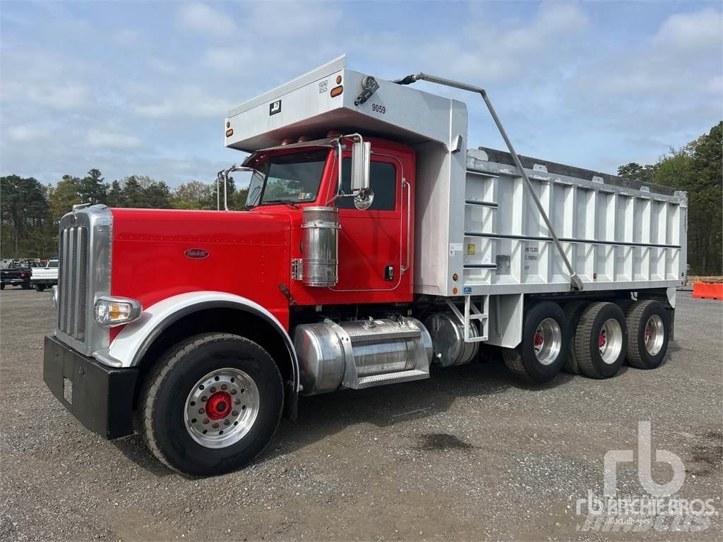 Peterbilt 388 Φορτηγά Ανατροπή