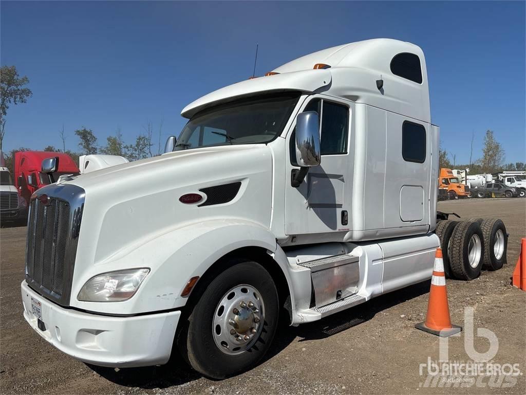Peterbilt 587 Τράκτορες