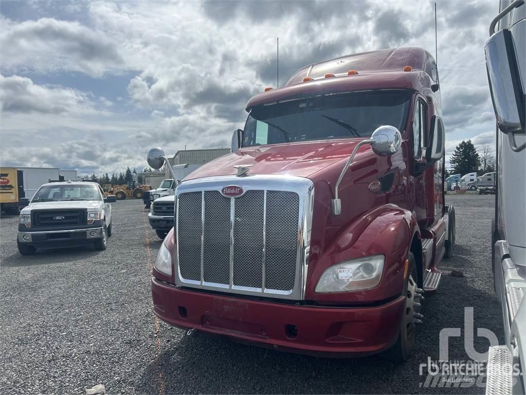 Peterbilt 587 Τράκτορες
