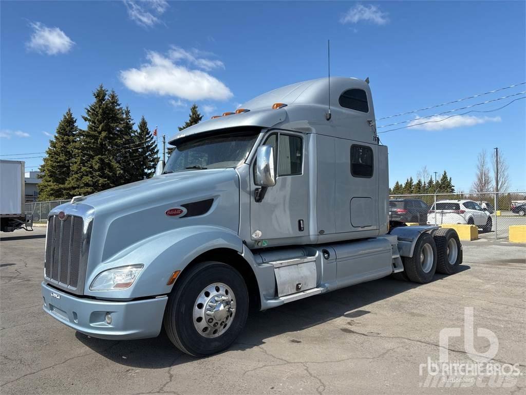 Peterbilt 587 Τράκτορες