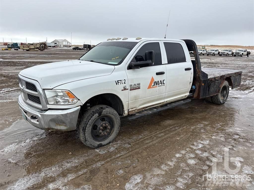 RAM 3500 Φορτηγά Kαρότσα με ανοιγόμενα πλαϊνά