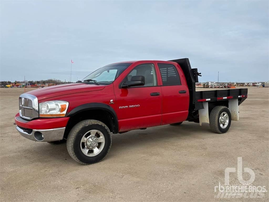 RAM 3500 Φορτηγά Kαρότσα με ανοιγόμενα πλαϊνά
