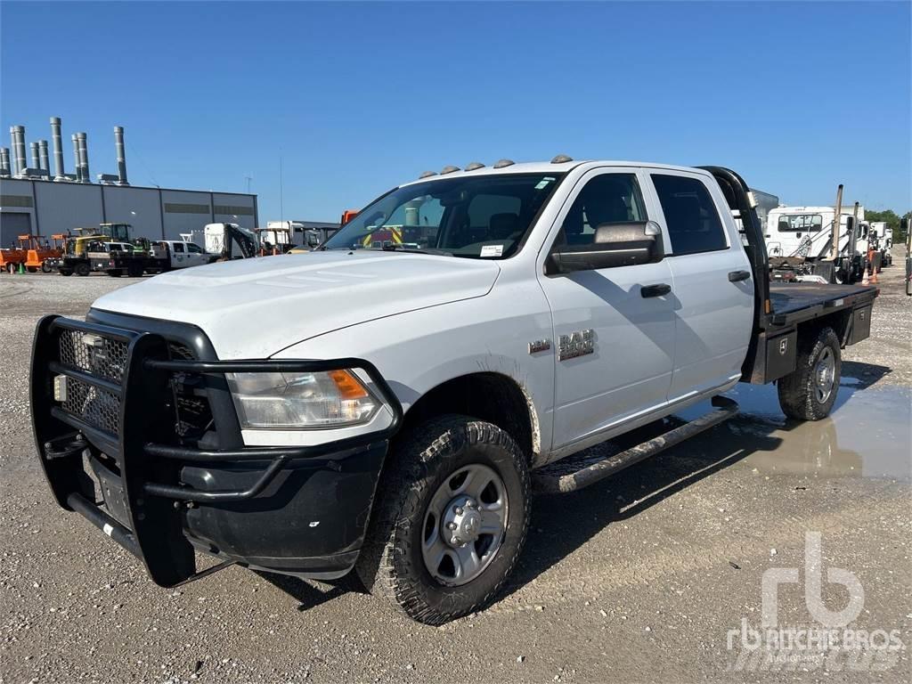 RAM 3500 Φορτηγά Kαρότσα με ανοιγόμενα πλαϊνά