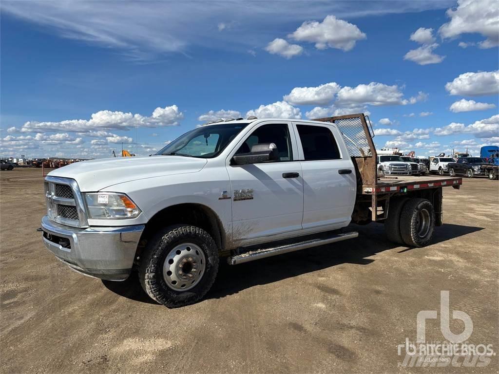 RAM 3500HD Φορτηγά Kαρότσα με ανοιγόμενα πλαϊνά
