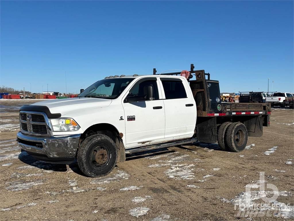 RAM 3500HD Φορτηγά Kαρότσα με ανοιγόμενα πλαϊνά