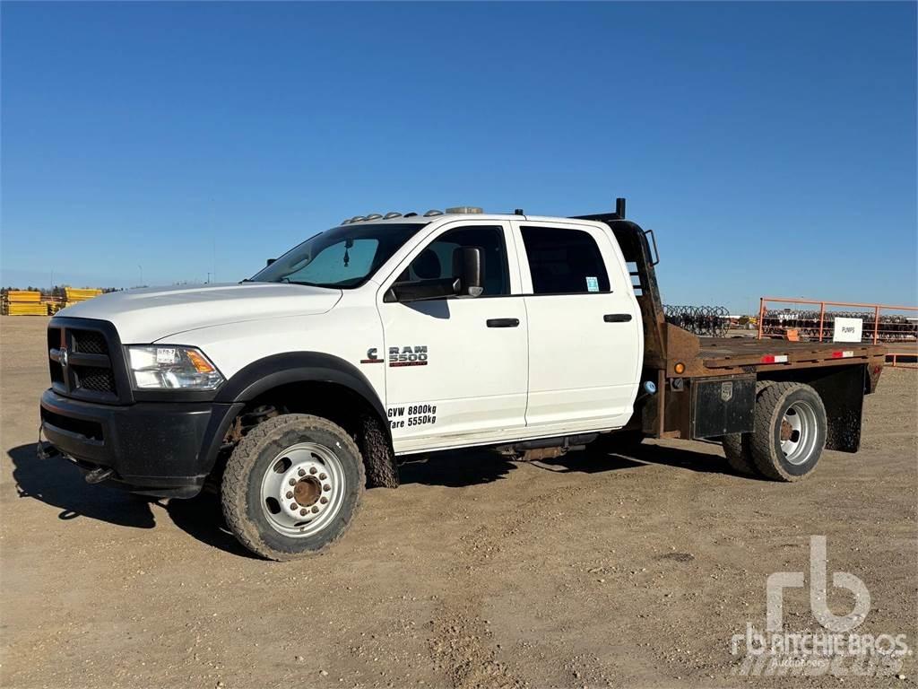 RAM 5500 Φορτηγά Kαρότσα με ανοιγόμενα πλαϊνά