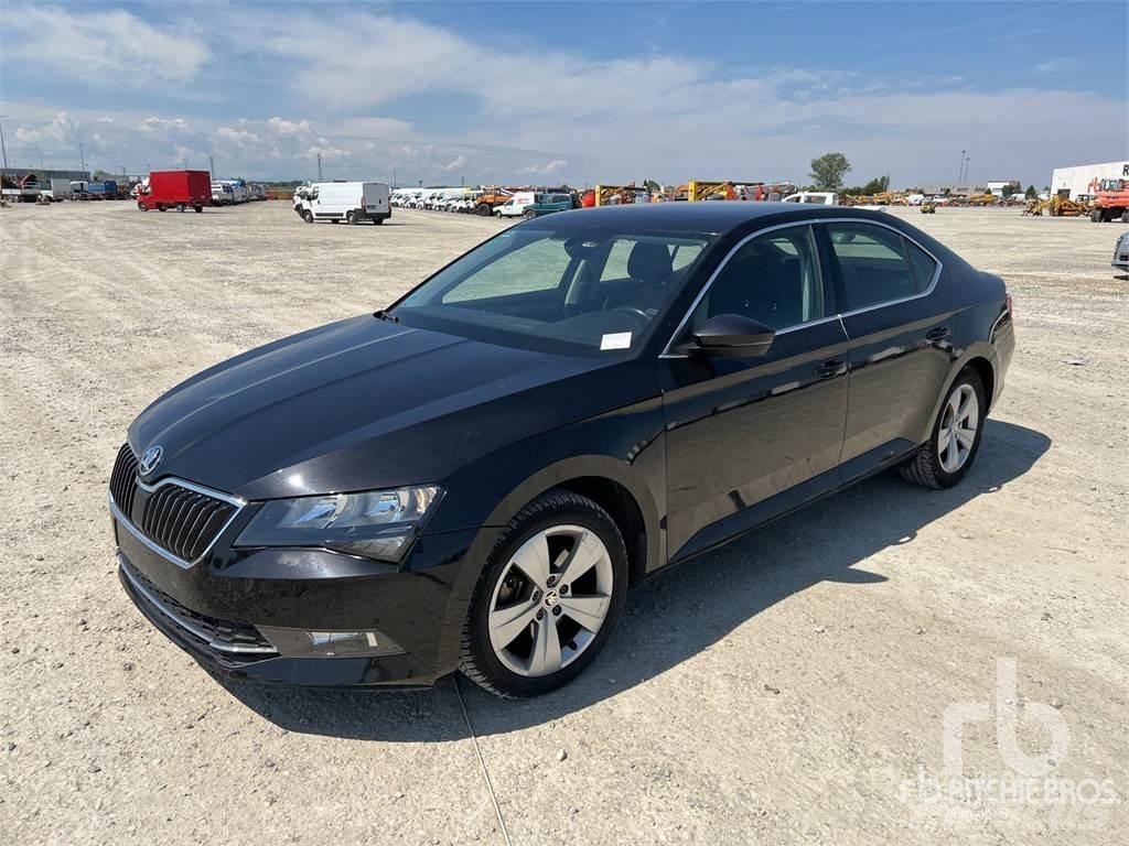 Skoda SUPERB Αυτοκίνητα